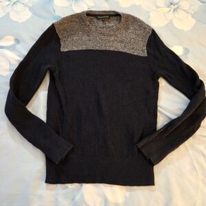 Banana Republic Women's Blue Crewneck Sweater Medium